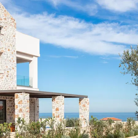 Villa Oinolithos Luxury *